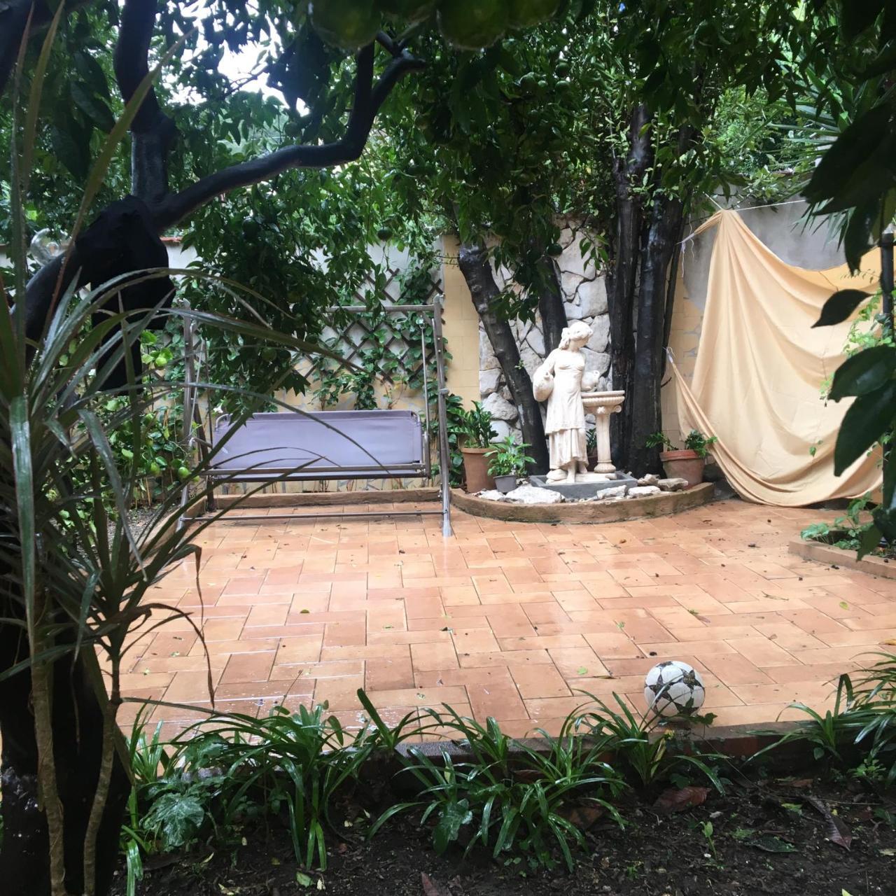 ナポリ Il Giardino Di Daphne Bed & Breakfast エクステリア 写真