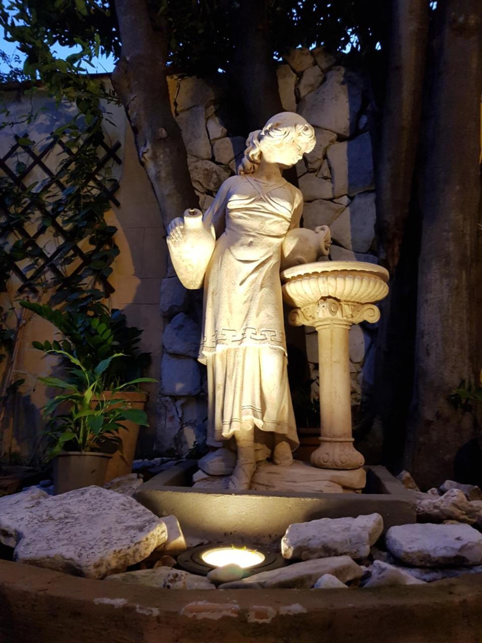 ナポリ Il Giardino Di Daphne Bed & Breakfast エクステリア 写真
